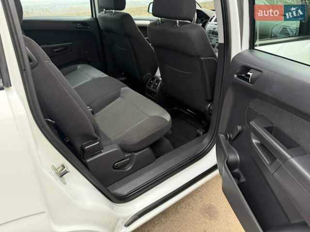 Белый Опель Зафира, объемом двигателя 1.6 л и пробегом 173 тыс. км за 7999 $, фото 30 на Automoto.ua