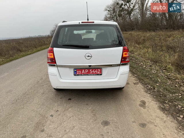 Белый Опель Зафира, объемом двигателя 1.6 л и пробегом 173 тыс. км за 7999 $, фото 9 на Automoto.ua