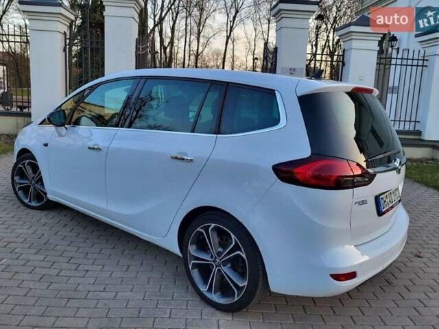 Білий Опель Зафіра, об'ємом двигуна 2 л та пробігом 288 тис. км за 6800 $, фото 2 на Automoto.ua