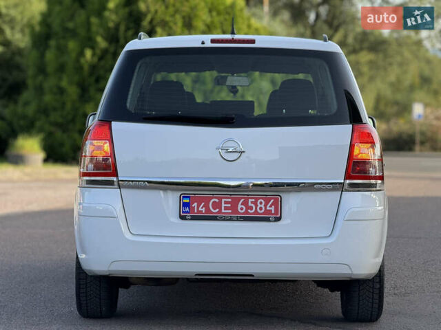 Білий Опель Зафіра, об'ємом двигуна 1.6 л та пробігом 149 тис. км за 7599 $, фото 71 на Automoto.ua