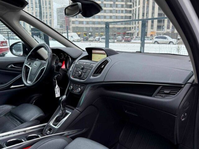 Белый Опель Зафира, объемом двигателя 2 л и пробегом 200 тыс. км за 8900 $, фото 23 на Automoto.ua