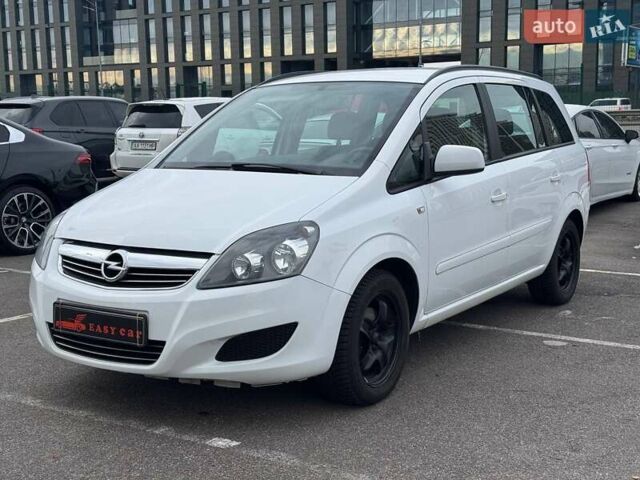 Белый Опель Зафира, объемом двигателя 1.8 л и пробегом 174 тыс. км за 6500 $, фото 19 на Automoto.ua