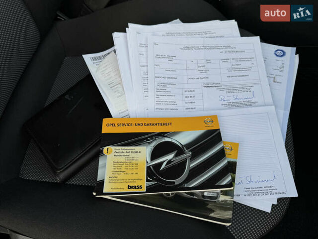 Білий Опель Зафіра, об'ємом двигуна 1.6 л та пробігом 149 тис. км за 7599 $, фото 155 на Automoto.ua