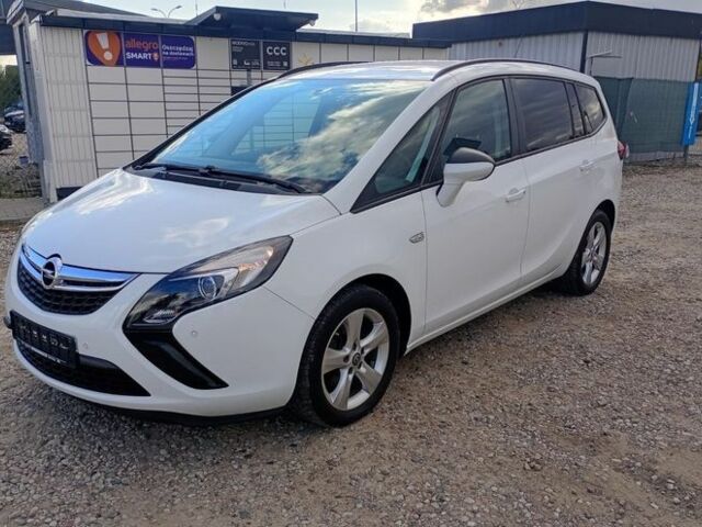 Белый Опель Зафира, объемом двигателя 1.8 л и пробегом 213 тыс. км за 7600 $, фото 3 на Automoto.ua