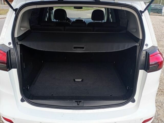 Белый Опель Зафира, объемом двигателя 1.8 л и пробегом 213 тыс. км за 7600 $, фото 16 на Automoto.ua