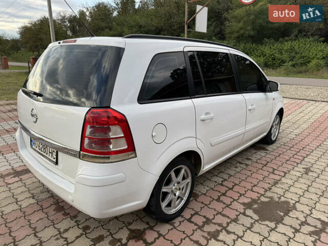 Опель Зафира 2014 в Тячеве на Automoto.ua Белый Опель Зафира, объемом двигателя 1.7 л и пробегом 230 тыс. км за 7500 $, фото 5 на Automoto.ua