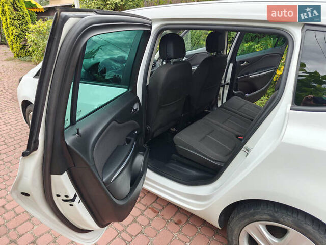 Белый Опель Зафира, объемом двигателя 1.6 л и пробегом 286 тыс. км за 9500 $, фото 15 на Automoto.ua