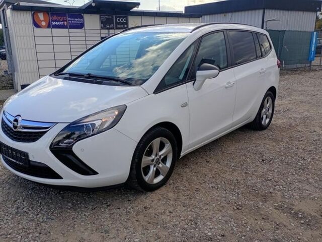 Белый Опель Зафира, объемом двигателя 1.8 л и пробегом 213 тыс. км за 7600 $, фото 2 на Automoto.ua