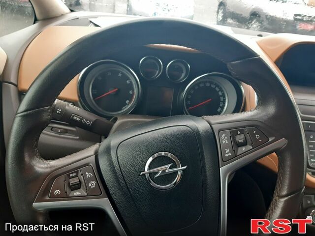 Опель Зафира 2014 в Харькове на Automoto.ua Белый Опель Зафира, объемом двигателя 1.6 л и пробегом 200 тыс. км за 7600 $, фото 4 на Automoto.ua