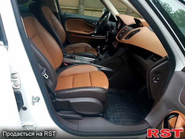 Опель Зафира 2014 в Харькове на Automoto.ua Белый Опель Зафира, объемом двигателя 1.6 л и пробегом 200 тыс. км за 7600 $, фото 12 на Automoto.ua