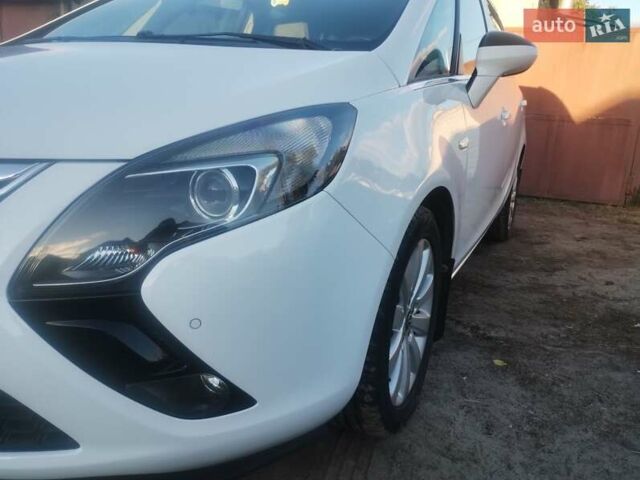 Білий Опель Зафіра, об'ємом двигуна 1.6 л та пробігом 212 тис. км за 11800 $, фото 20 на Automoto.ua