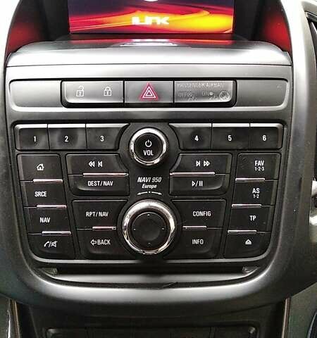 Белый Опель Зафира, объемом двигателя 1.96 л и пробегом 323 тыс. км за 10700 $, фото 22 на Automoto.ua