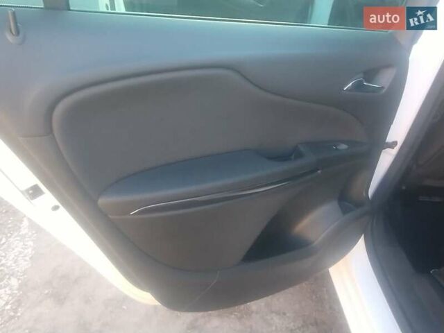 Білий Опель Зафіра, об'ємом двигуна 1.6 л та пробігом 212 тис. км за 11800 $, фото 32 на Automoto.ua