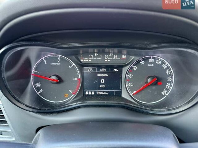 Белый Опель Зафира, объемом двигателя 1.6 л и пробегом 183 тыс. км за 12900 $, фото 28 на Automoto.ua