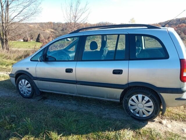 Белый Опель Зафира, объемом двигателя 2 л и пробегом 1 тыс. км за 1747 $, фото 2 на Automoto.ua