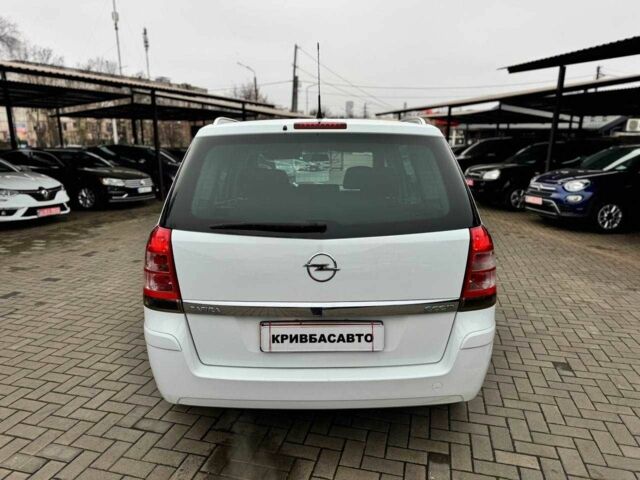 Білий Опель Зафіра, об'ємом двигуна 1.6 л та пробігом 206 тис. км за 7600 $, фото 6 на Automoto.ua