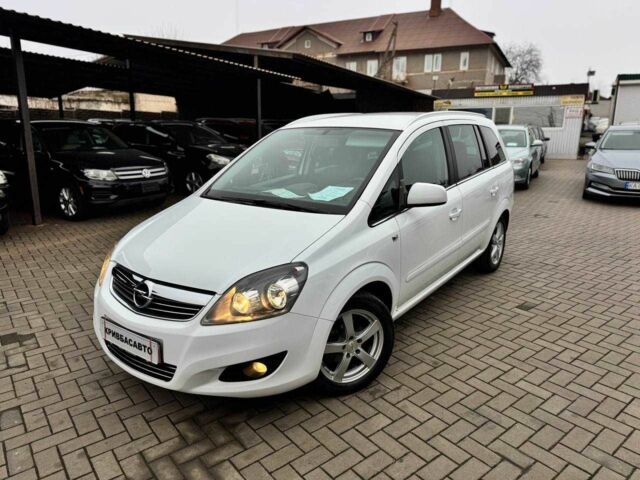 Білий Опель Зафіра, об'ємом двигуна 1.6 л та пробігом 206 тис. км за 7600 $, фото 3 на Automoto.ua