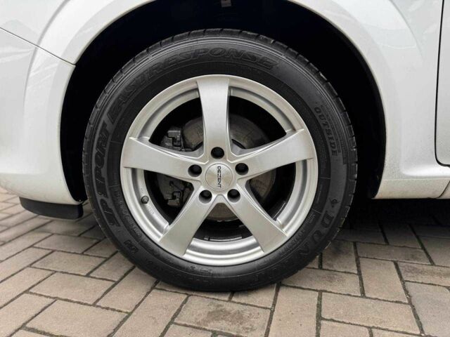 Білий Опель Зафіра, об'ємом двигуна 1.6 л та пробігом 206 тис. км за 7600 $, фото 15 на Automoto.ua