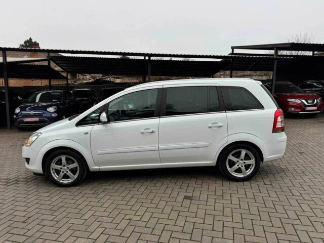 Білий Опель Зафіра, об'ємом двигуна 1.6 л та пробігом 206 тис. км за 7600 $, фото 4 на Automoto.ua