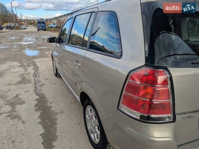 Опель Зафира 2005 в Львове на Automoto.ua Бежевый Опель Зафира, объемом двигателя 1.6 л и пробегом 215 тыс. км за 4999 $, фото 12 на Automoto.ua