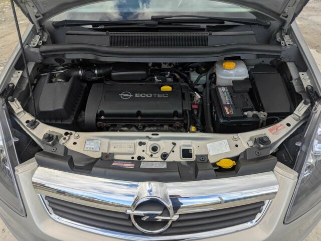 Опель Зафира 2005 в Львове на Automoto.ua Бежевый Опель Зафира, объемом двигателя 1.6 л и пробегом 215 тыс. км за 4999 $, фото 12 на Automoto.ua