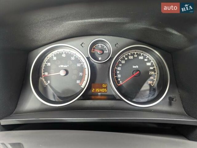 Опель Зафира 2005 в Львове на Automoto.ua Бежевый Опель Зафира, объемом двигателя 1.6 л и пробегом 215 тыс. км за 4999 $, фото 21 на Automoto.ua