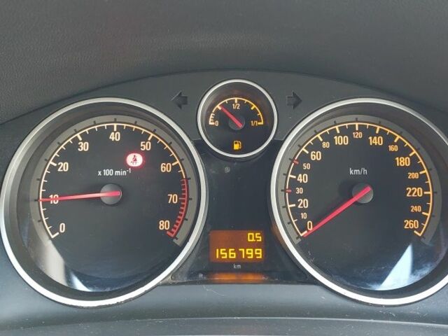 Бежевый Опель Зафира, объемом двигателя 1.6 л и пробегом 156 тыс. км за 5900 $, фото 8 на Automoto.ua