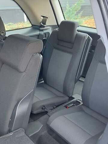 Бежевый Опель Зафира, объемом двигателя 1.6 л и пробегом 156 тыс. км за 5900 $, фото 42 на Automoto.ua