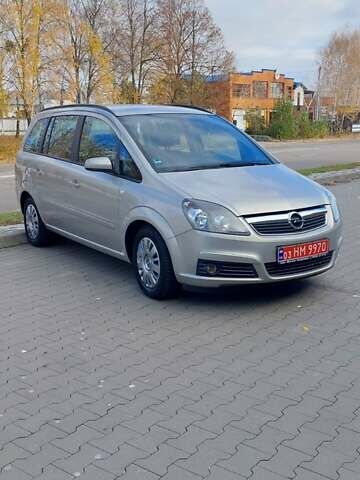 Бежевый Опель Зафира, объемом двигателя 1.6 л и пробегом 156 тыс. км за 5799 $, фото 3 на Automoto.ua