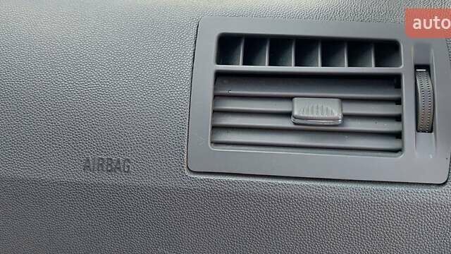 Бежевый Опель Зафира, объемом двигателя 1.6 л и пробегом 156 тыс. км за 5799 $, фото 51 на Automoto.ua