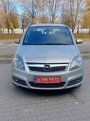 Бежевый Опель Зафира, объемом двигателя 1.6 л и пробегом 156 тыс. км за 5799 $, фото 77 на Automoto.ua