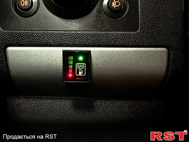 Бежевый Опель Зафира, объемом двигателя 1.8 л и пробегом 251 тыс. км за 6700 $, фото 12 на Automoto.ua