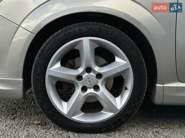 Бежевый Опель Зафира, объемом двигателя 1.8 л и пробегом 261 тыс. км за 6900 $, фото 56 на Automoto.ua