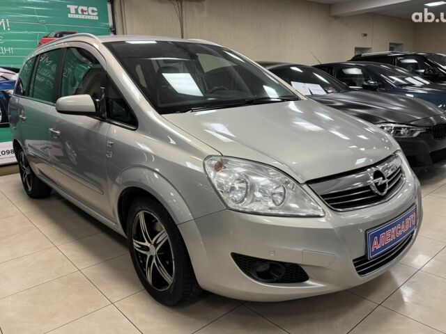 Бежевый Опель Зафира, объемом двигателя 0 л и пробегом 251 тыс. км за 6700 $, фото 5 на Automoto.ua