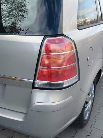 Бежевый Опель Зафира, объемом двигателя 1.6 л и пробегом 156 тыс. км за 5799 $, фото 12 на Automoto.ua