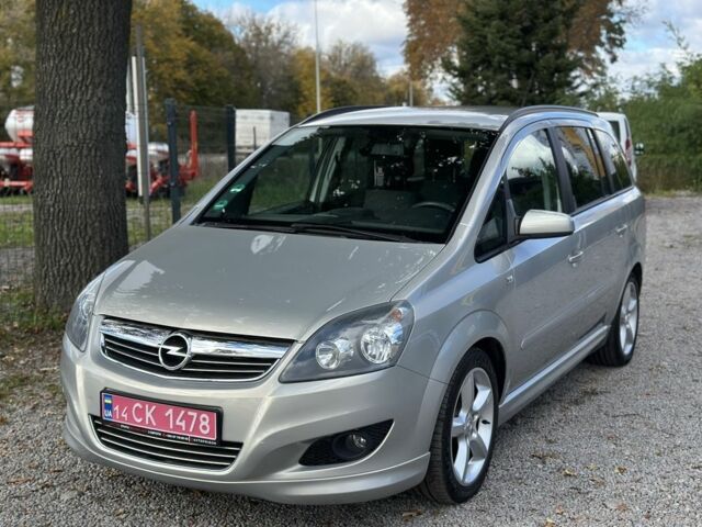 Бежевый Опель Зафира, объемом двигателя 1.8 л и пробегом 261 тыс. км за 6900 $, фото 2 на Automoto.ua