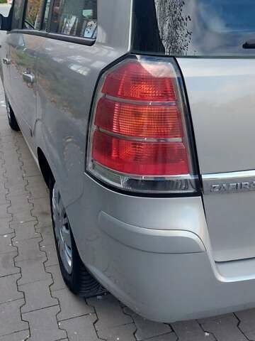 Бежевый Опель Зафира, объемом двигателя 1.6 л и пробегом 156 тыс. км за 5799 $, фото 13 на Automoto.ua