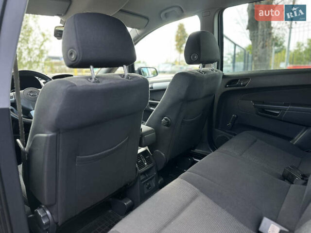 Бежевый Опель Зафира, объемом двигателя 1.8 л и пробегом 261 тыс. км за 6900 $, фото 36 на Automoto.ua