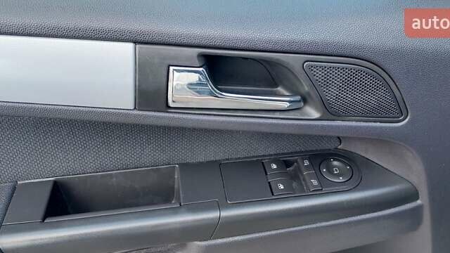 Бежевый Опель Зафира, объемом двигателя 1.6 л и пробегом 156 тыс. км за 5799 $, фото 37 на Automoto.ua