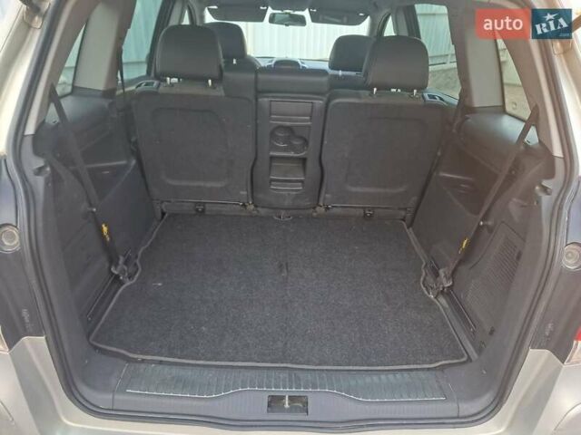 Опель Зафира 2008 в Кропивницком (Кировограде) на Automoto.ua Бежевый Опель Зафира, объемом двигателя 1.8 л и пробегом 1 тыс. км за 6300 $, фото 6 на Automoto.ua