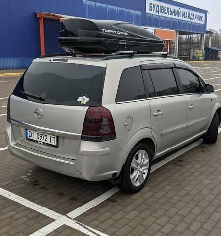 Бежевый Опель Зафира, объемом двигателя 1.8 л и пробегом 265 тыс. км за 6700 $, фото 3 на Automoto.ua