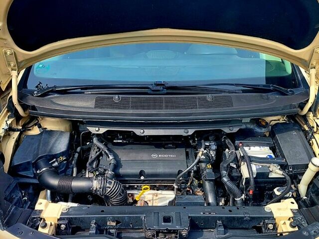 Бежевий Опель Зафіра, об'ємом двигуна 1.6 л та пробігом 220 тис. км за 6999 $, фото 8 на Automoto.ua