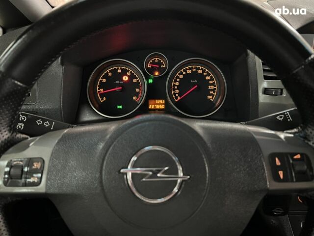 Чорний Опель Зафіра, об'ємом двигуна 0 л та пробігом 227 тис. км за 6900 $, фото 11 на Automoto.ua