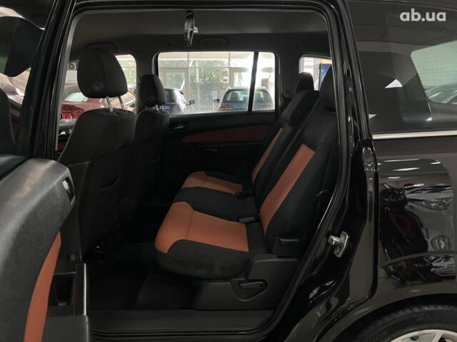 Чорний Опель Зафіра, об'ємом двигуна 0 л та пробігом 227 тис. км за 6900 $, фото 10 на Automoto.ua