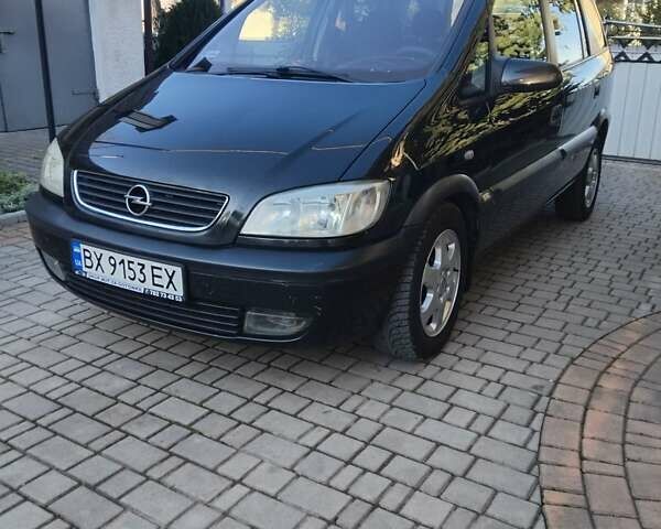 Черный Опель Зафира, объемом двигателя 2 л и пробегом 349 тыс. км за 3999 $, фото 1 на Automoto.ua
