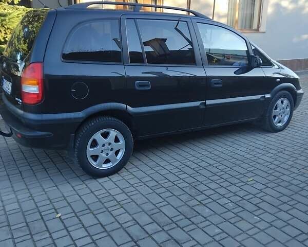 Черный Опель Зафира, объемом двигателя 2 л и пробегом 349 тыс. км за 3999 $, фото 6 на Automoto.ua