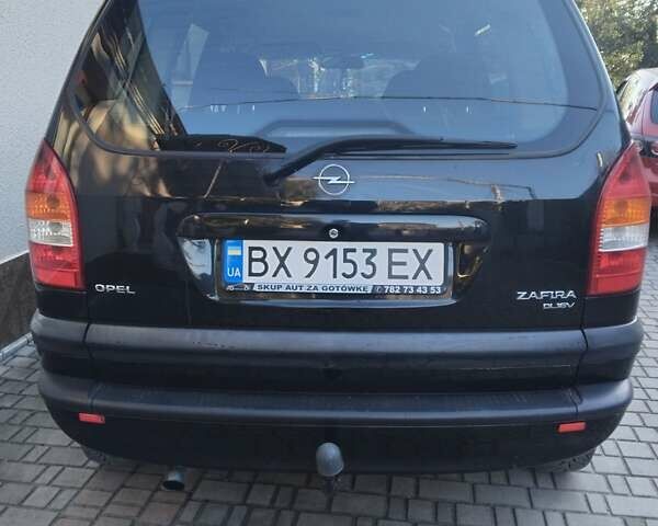 Черный Опель Зафира, объемом двигателя 2 л и пробегом 349 тыс. км за 3999 $, фото 5 на Automoto.ua