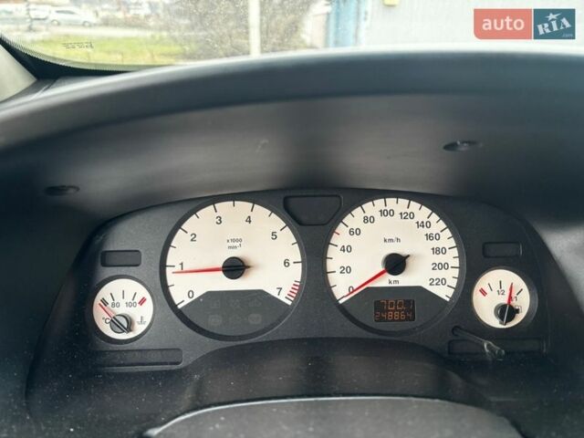 Черный Опель Зафира, объемом двигателя 1.6 л и пробегом 249 тыс. км за 3750 $, фото 21 на Automoto.ua