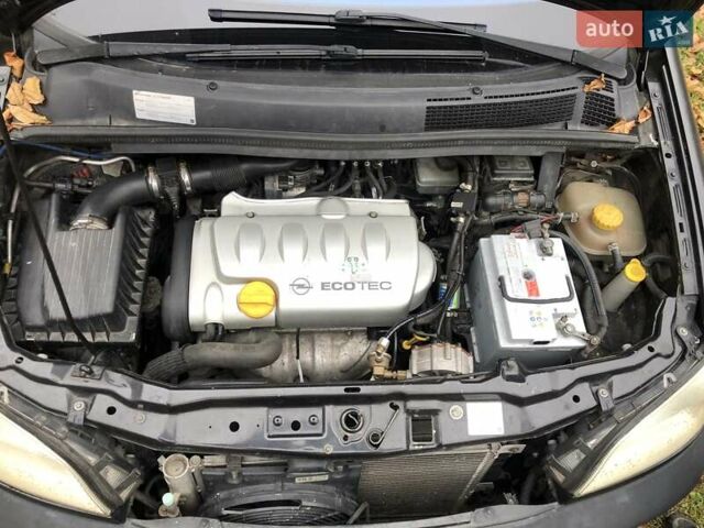 Черный Опель Зафира, объемом двигателя 1.8 л и пробегом 253 тыс. км за 4700 $, фото 12 на Automoto.ua