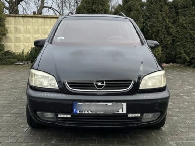 Черный Опель Зафира, объемом двигателя 1.8 л и пробегом 280 тыс. км за 2600 $, фото 2 на Automoto.ua